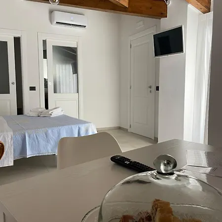 Guest house Il Cortile Delle Zagare Pollica