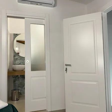 Il Cortile Delle Zagare Guest house *