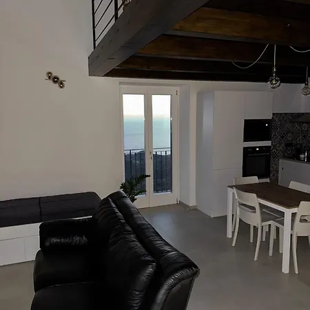 게스트하우스 Il Cortile Delle Zagare 폴리카